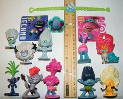 Trolls World Tour Movie Figure Set of 10 W/ Stickers Featuring Poppy Branch More