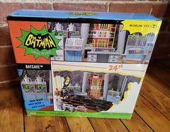 Brand New McFarlane Toys Batman 66 Batcave 6 inch Action Figure Batcave Playset