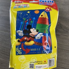 Disney Mickey Mouse 24pc Puzzle On The Go! 15”x11.25” Resealable Bag Brand New