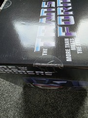 Hasbro – Modern Icons Transformers Soundwave 1:1 Replica Helmet Gamestop NIB