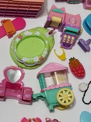 My Little Pony Lot Of 33 Various Size Ponies Plus Many Accessories
