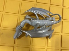 Blue-Eyes White Dragon Figure Yu-Gi-Oh Kazuki Takahashi 1996 6” in B30