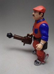 Vintage Nintendo 1993 Ertl SUPER MARIO BROS Movie Action Figures GOOMBA & MARIO