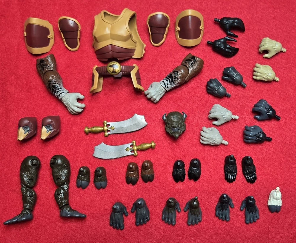 Animal Warriors Of The Kingdom Ultra Lot of 40 pieces
