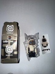 Bearbrick Series 52 100% Cute LOVOT BE@RBRICK