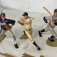 Lot Of 4 Figures 1989 Babe Ruth & Gehrig Yankees & 2000 Millwood & Maddux Braves