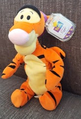 8″ STAR Bean WAKE-UP TIGGER w/TAG NIGHTCAP 69970-94 Pooh Arco Mattel