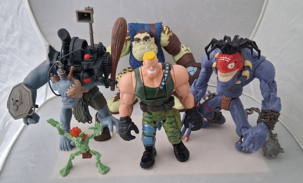 98 Vintage Small Soldiers Lot: Brick Bazooka,Insaniac,Miniac,Slamfist,Freakenein