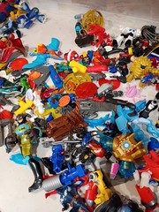 Lot Of Mixed Branded Action Figures And Accessories 6 Lbs Total