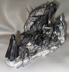 Darth Vader vs Alien Queen Diorama 10″ Display Model Statue Sci-Fi Fan Art
