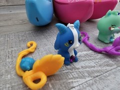 Cepia BANANAS BUNCH of 3 Peel to Reveal Animal Figures Lot