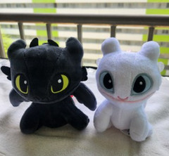 How To Train Your Dragon 3 Toothless 12cm Plush Doll Sitting Keyring