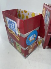 lOST KITTIES SERIES 3 STORE DISPLAY Hasbro Display Only.