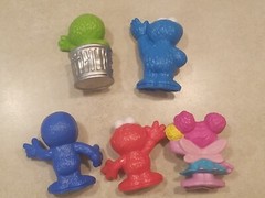 2013 2014 Sesame Street Workshop 5 Plastic Figures Elmo Cookie Monster, Grover