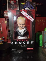 Mezco Toyz Bride of Chucky Mega Scale 15 Inch Talking Tiffany Figure