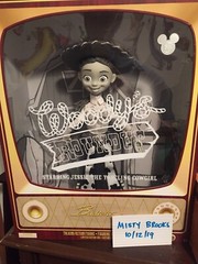 D23 Expo 2019 Woodys Round Up Starring Sheriff Woody Talking Doll-LE 500 In Hand