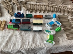 Thomas Train Trackmaster Beige Track Pieces Lot of 100 PARTS. 2009 Mattel