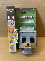 Minecraft Flippin’ Figs 2 in 1 Tamed Wolf + Hostile Wolf Ages 6+ Transforms