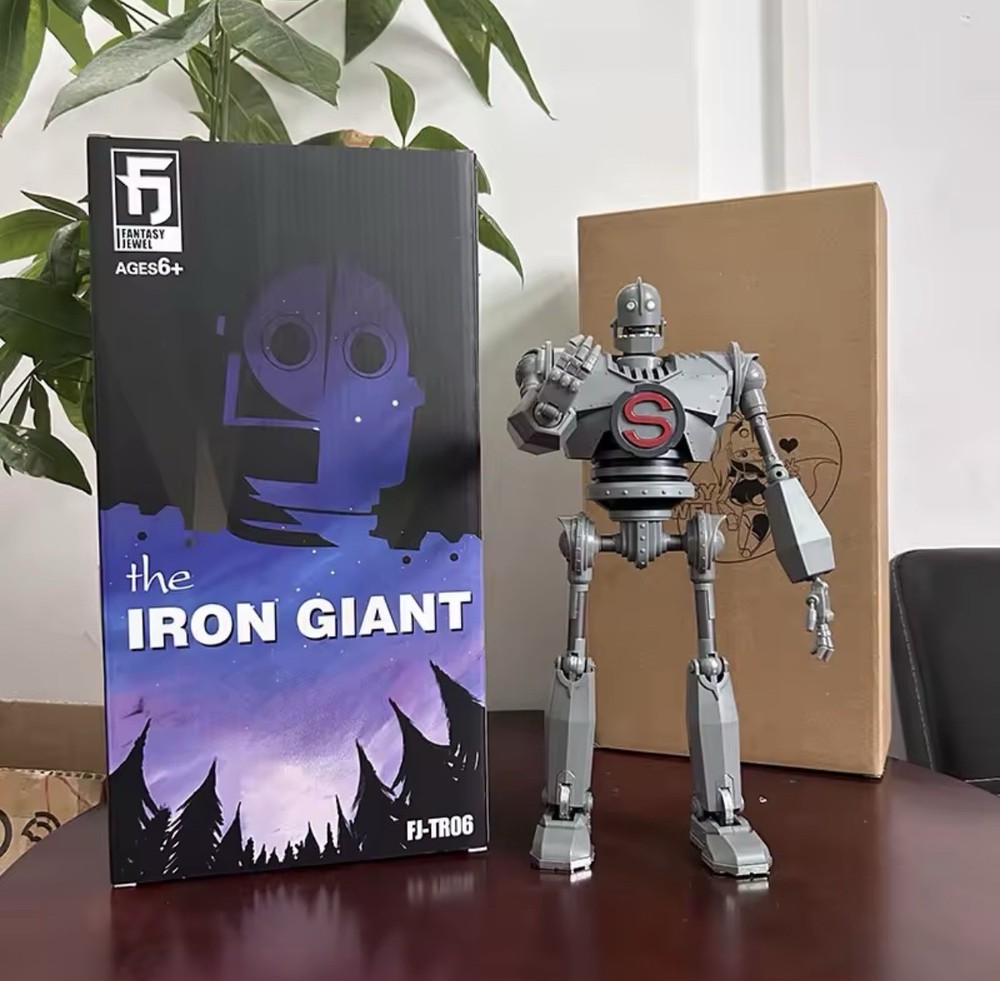 30cmThe Iron Giant Figure Select Battle Model Alloy Parts Action Figure