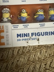 Despicable Me Minion Made 20pc Mini Figurines Set Toys R Us New Sealed