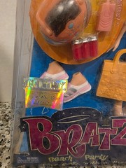 Chloe Beach Party MGA Entertainment BRATZ BABYZ Sealed NEW Exclusive #2