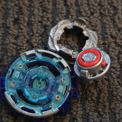 Super Satan 6 Xtreme’ 1SBeyblade Burst Superking Layer Takara Tomy B-173