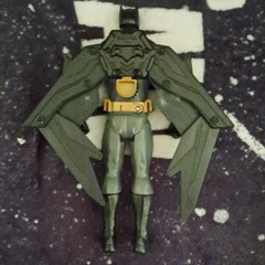 Batman Action Figure Gray Black Yellow Plastic Adjustable Wings Comic Book Hero