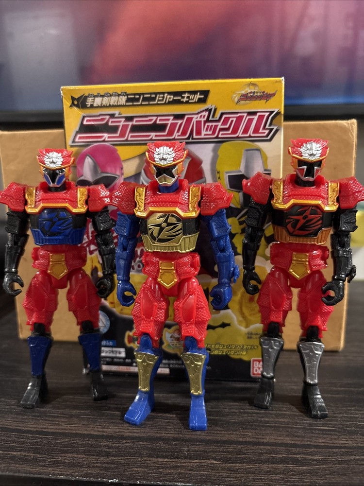 Ninja Steel Lion Fire Gold, Red, an Blue with blaster an Japan Power Star Belt
