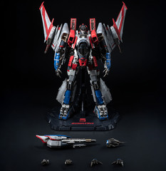 ThreeZero Transformers Bumblebee Movie Starscream DLX Scale Figure US SELLER