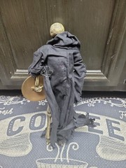 DAY2DAY The Grim Reaper 1/6 Skeleton Warrior each one is individually weathered