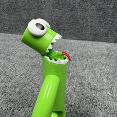 PhatMojo Rainbow Friends Green Variant 5.25″ Action Figure Tongue Feature