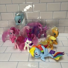 My Little Pony Mixed Lot Of 8 Characters Toys Hasbro Various Colors Sizes Used