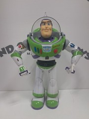 Disney – Toy Story – ULTIMATE REMOTE CONTROL BUZZ LIGHTYEAR 16 Inch – Used