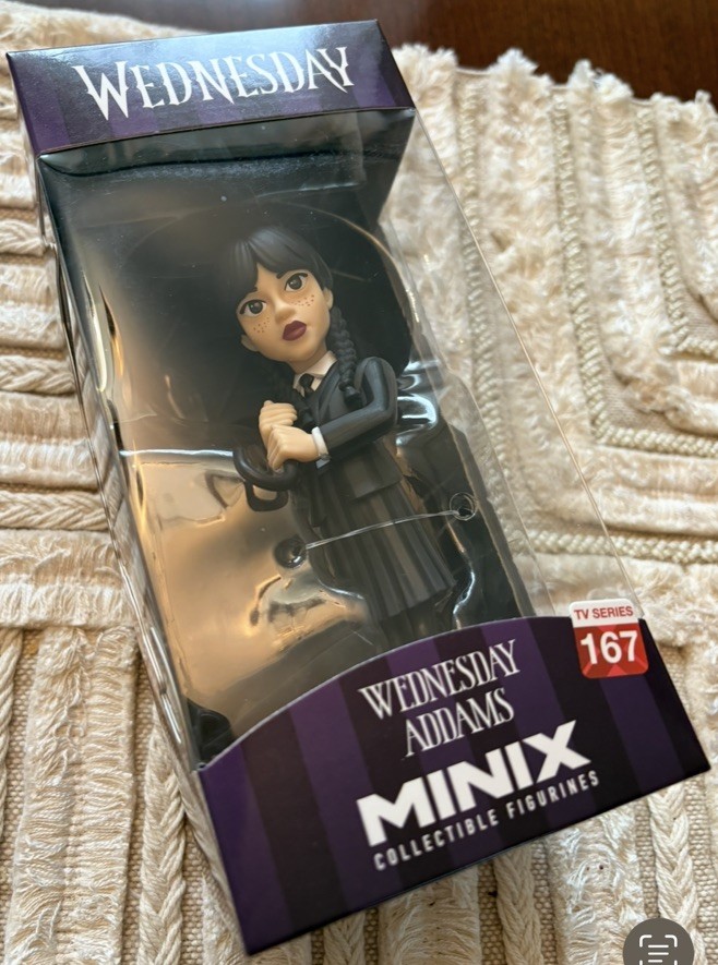 Minix Collectible Figurines Wednesday Addams Umbrella #167