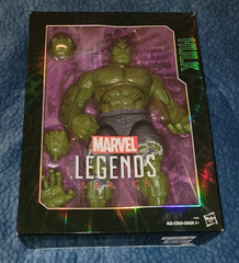 The HULK Marvel Legends Series 12″ Scale Action Figure MIB