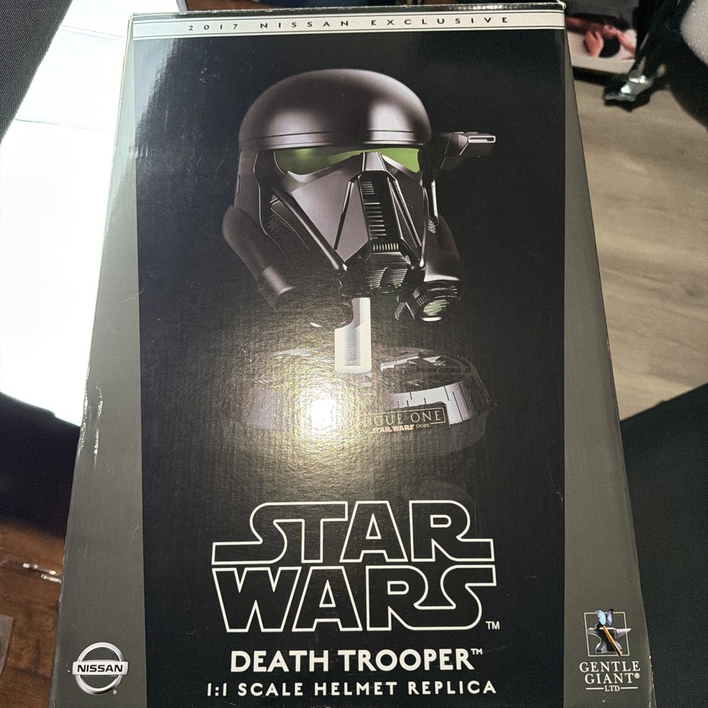 Star Wars – Gentle Giant – Rogue One Death Trooper Helmet 1:1 2017 NISSAN – CIB