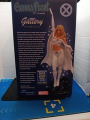 Diamond Select Marvel Gallery Emma Frost Diorama (Free Comic Book Day 2020)