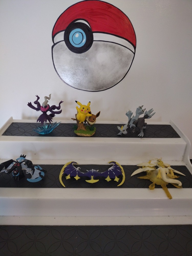 Pokemon Officially Licensed Collectible Mini Figure . Special Listing