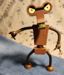 2009 Toynami Futurama Roberto Build-a-Bot with Custom Knife