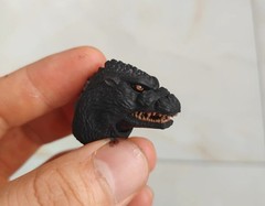 HIYA Exquisite Basic Godzilla 1991 Hokkaido Battle Ver vs King Ghidorah Model