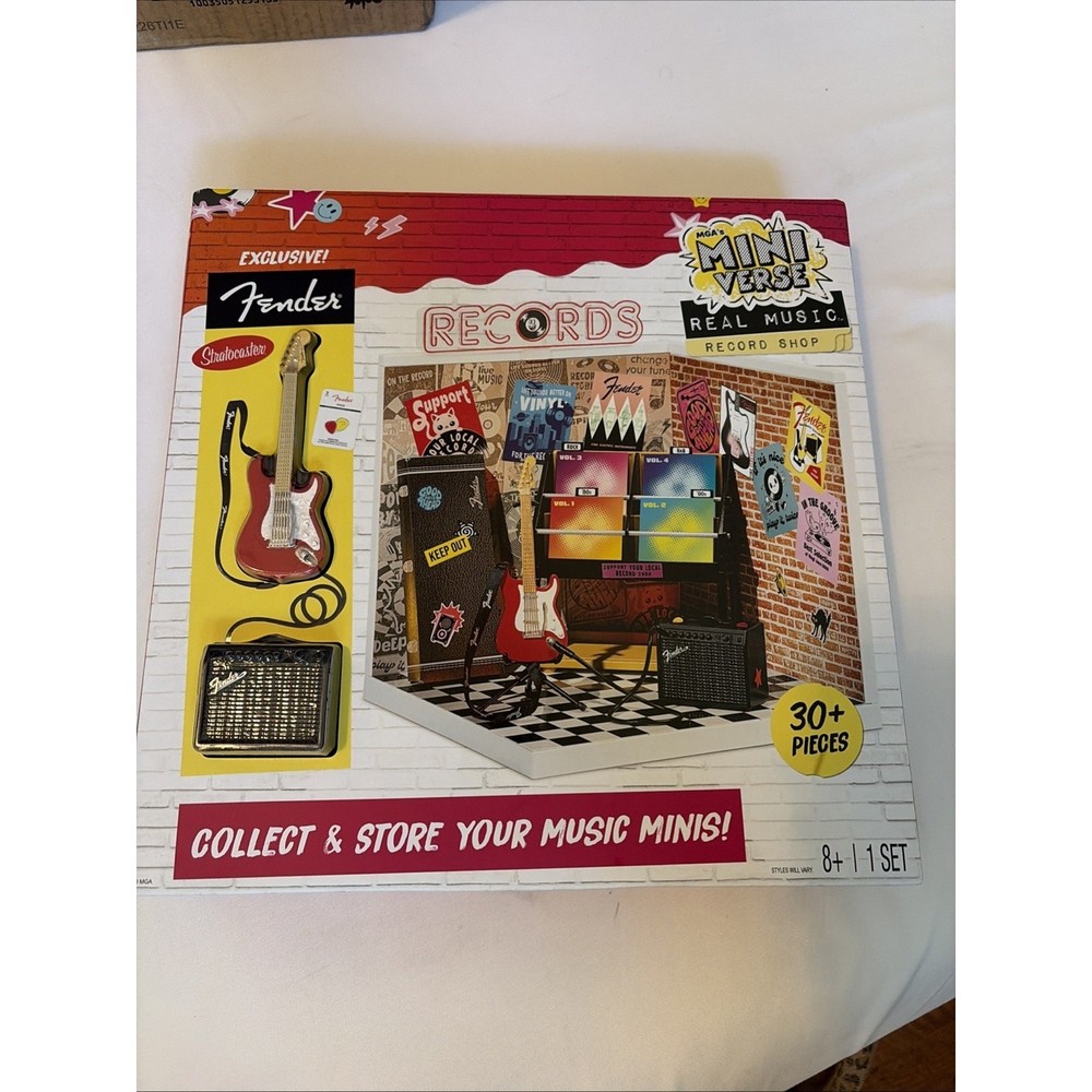 MGA Miniverse Real Music Record Shop With Exclusive Fender Guitar NEW
