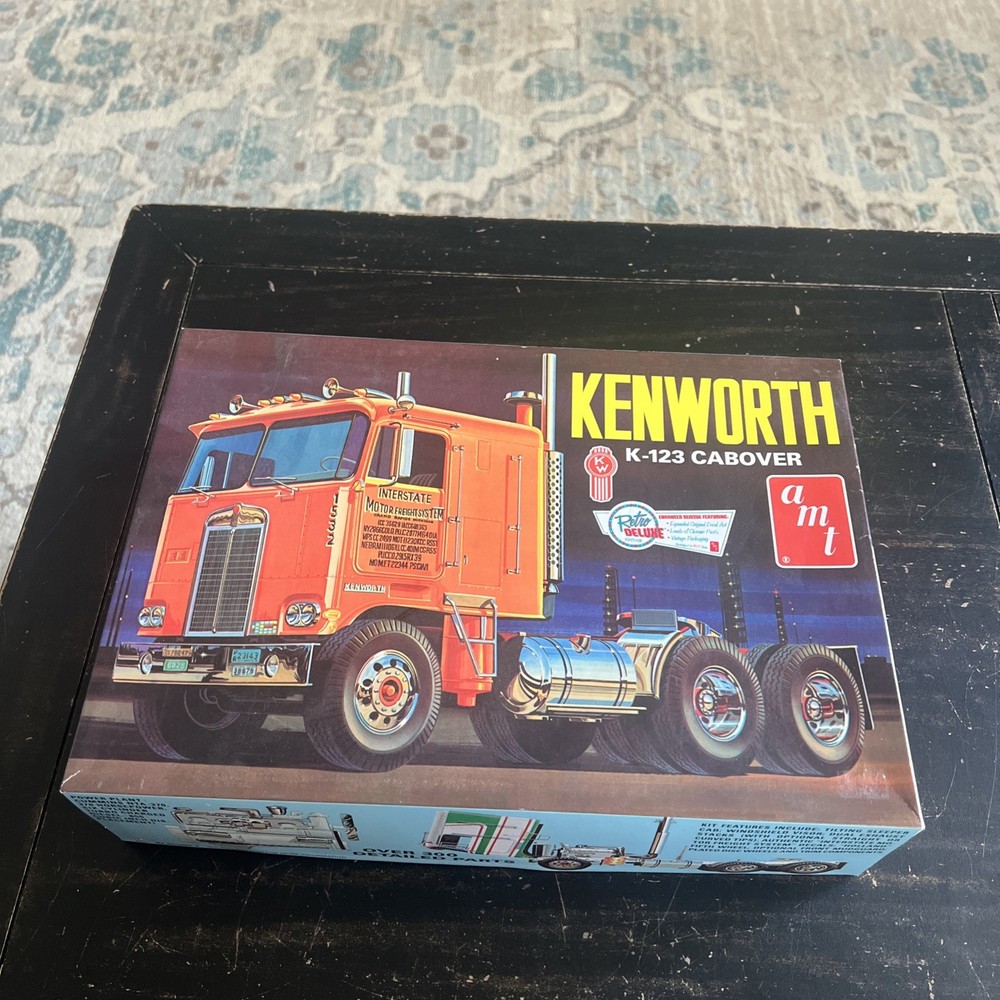 Kenworth K-123 Cabover 1:25 Model Kit AMT VINTAGE Original NEW Unbuilt