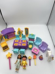 Dora the Explorer Magical Castle Figures and Accessories Lot 22 pieces