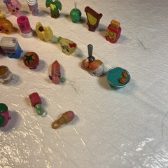 Mini Shopkins lot of 24 mini figures mixed series plus accessories