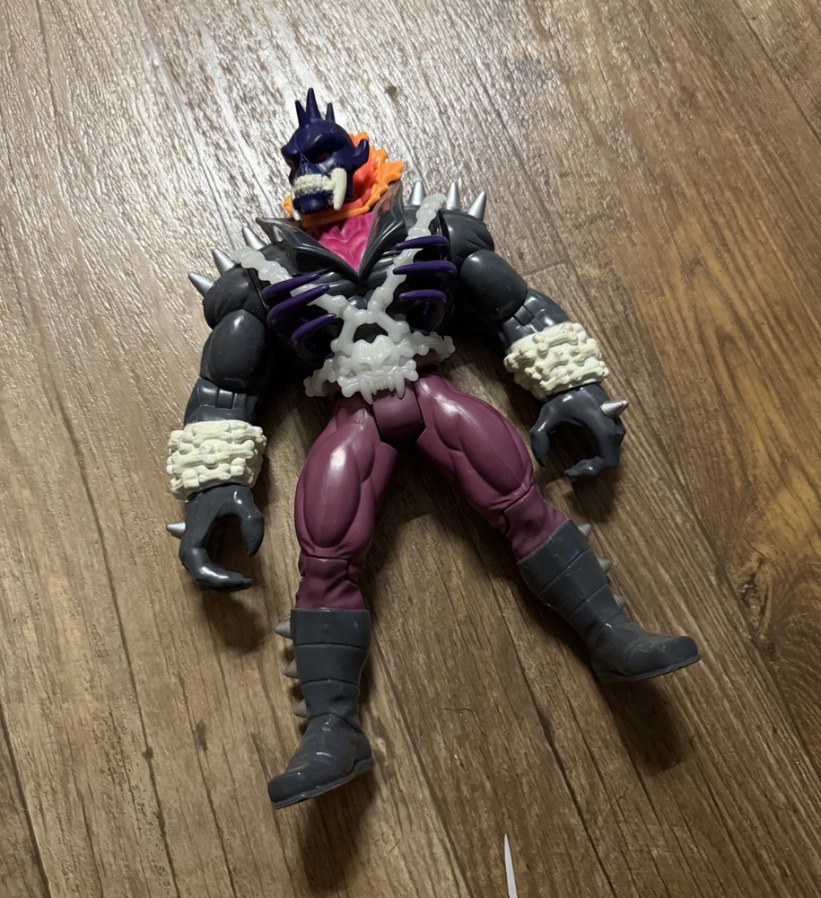 Marvel 1995 Action Figure Plastic Human Black Purple Gray White Orange