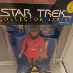Playmates Toys Star Trek Starfleet Edition Lieutenant Uhura Action Fig VTG NOS