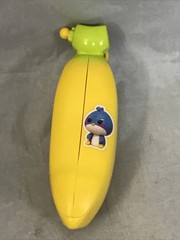 BANANA BUNCH Pawka Penguin Figure & Yellow Banana 2018 Cepia Loose