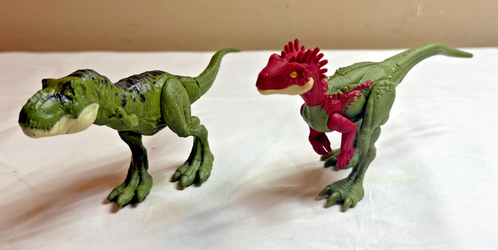 Jurassic World Dinosaur 3″ Action Figure – Tyrannosaurus Rex & Eoraptor