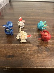 Bakugan Battle Brawlers Lot of 5 B1 Bakugan+Pearl Bakugans