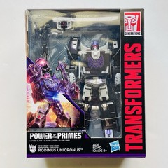 (2018) Transformers Generations: Power of the Primes – Rodimus Unicronus Leader